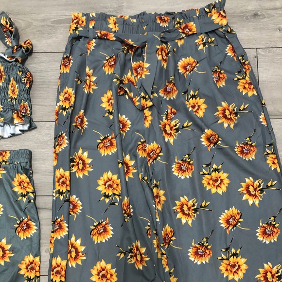 Baileys Blossoms sunflower mom + me bundle L/2T - Picture 5 of 10